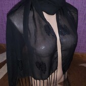 Гарний лёгкий палантин