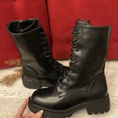 Черевики із еко шкіри ,із утепленням,розмір 38,устілка 25.Читаємо оголошення