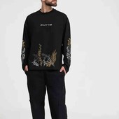 Свитшот от українського производителя. Размер М. оверсайз