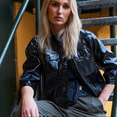 Штучна куртка від Jack&jones розмір М