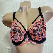 Романтичний бюстгальтер від M&S 80С