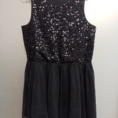 Платье нарядное с паетками 13-14 лет