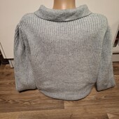 Фірмова тепленька кофтинка!