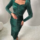 Оксамитова сукня