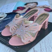 Крутые Босоножки фирма Hongquan