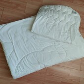 Ковдра, подушечка+2 набори постільної білизни для новонароджених.