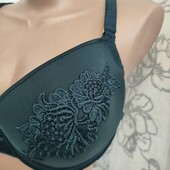 Красивий бюстгальтер на кісточкахSecret possessions 85E Не ношений!!