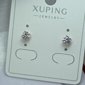 Нежные серьги гвоздики камешек белый фианит.Позолота 585 пробы 18К.