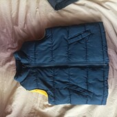 Тепла желетка на хлопчика й спортивні штани