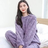 Тепленька м'якенька піжамка лавандового кольору