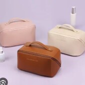Вместительная Косметичка цвет кремовый , розовый, коричневый