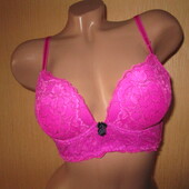 Бюстгальтер з коректором від New Look Розм 34/75В