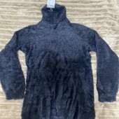 Хутряний гольф чорного кольору