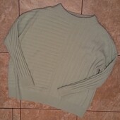 Светр , гарний стан!
