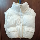 Жилетка розмір М ,молоко