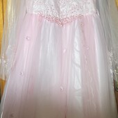 Нарядное платье,на рост 152-158