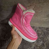 Уггі дуже теплі та зручні 