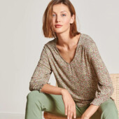 ♕ Стильна блуза з квітковим суцільним малюнком від Tchibo (Німеччина) розмір наш 42-44(32/24 євро)