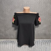 Шикарная блузка на плечи, р.38(евро)