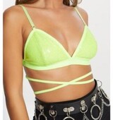 Яскравий топ, ліф в пайєтки