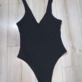 У відмінному стані боді у рубчик розмір 12.