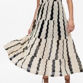 Стильна трендова міді сукня від Zara, S