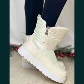 Сапоги легенькі та зручні 