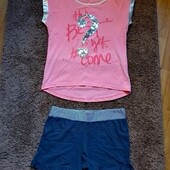 Одним лотом. Футболка + шорти, на 9-12 років.