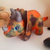 М'яка іграшка динозавр трицератопс помаранчевий