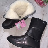 Нові зимові черевики 38розміру,устілка 23,5см.Колір бронза.