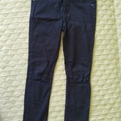 Чорні джинси скінні Faded Glory з модними потертостями і дірками на колінах на 10-12 років