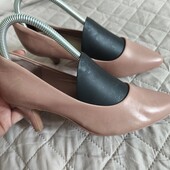 Шкіряні нюдові човники Clarks uk 4.5 37.5см