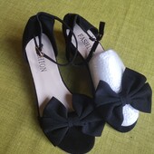 Босоніжки 37-38