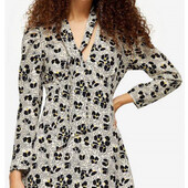 Стильна фірмова сукня, M