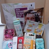 Подарунковый бокс різных пробників оригінали-парфум, маски для обличчя, флюїд, бустер