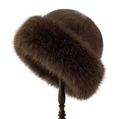 Класна жіноча шапка.