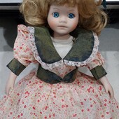 Винтажная фарфоровая кукла