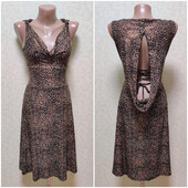 Ефектна сукня з відкритою спинкою