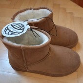 Уггі (з вовною), 35 р.