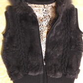 Тепла в'язана жилетка з натуральним хутром