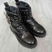 Reserved брендовые стильные ботиночки экокожа цвет черный на девочку размер евро 34