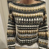 Теплий вкорочений светрик