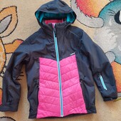 Теплая фирменная курточка