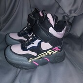 Розпродаж! Чоботи зимові на дівчинку р.28