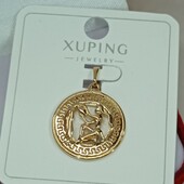 Очаровательный кулон знак зодиака Водолей с греческим орнаментом. Позолота 585 пробы 18К.