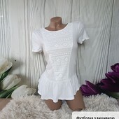 Футболка з вишивкою