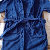 Пушистый халат Примарк.