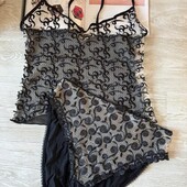 Бельевая майка и трусы