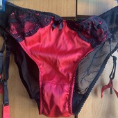 Гарнюні фірмові трусики для панчіх