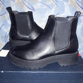 Ботинки челсі